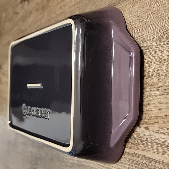 Le Creuset Cassis Stoneware Rectangular Dish - Picture 5 of 10